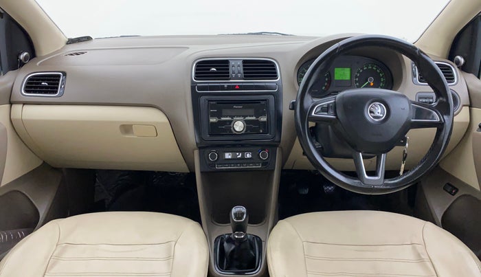 2014 Skoda Rapid ELEGANCE 1.6 TDI MT, Diesel, Manual, 54,816 km, Dashboard