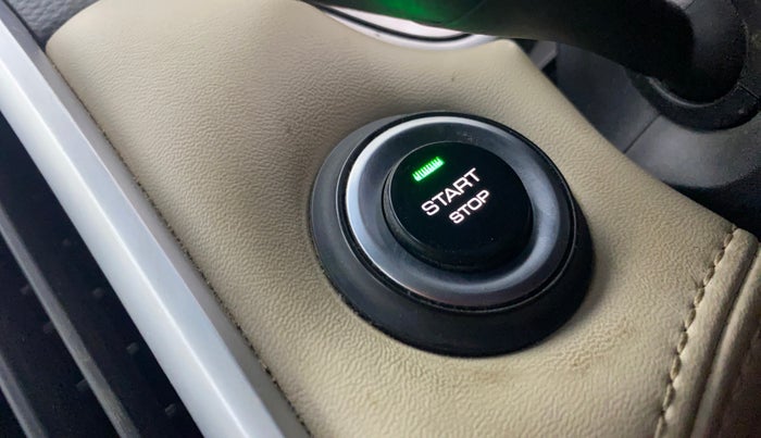 2021 MG HECTOR SHARP 1.5 PETROL CVT, Petrol, Automatic, 59,494 km, Keyless Start/ Stop Button