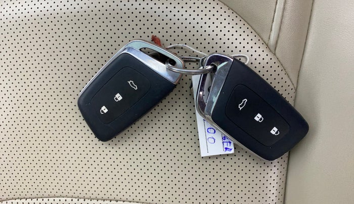 2021 MG HECTOR SHARP 1.5 PETROL CVT, Petrol, Automatic, 59,494 km, Key Close Up