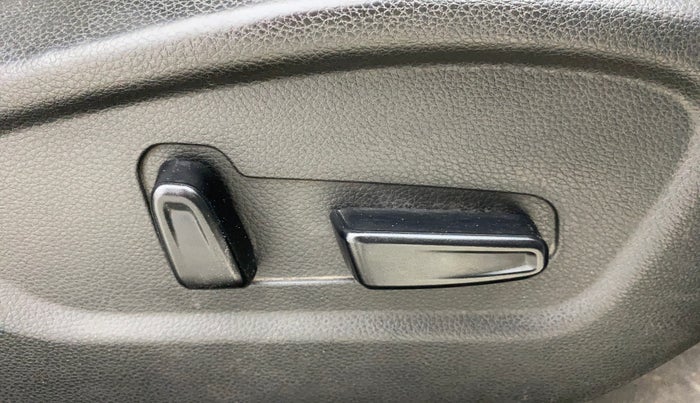 2020 KIA SELTOS GTX PLUS DCT 1.4 PETROL, Petrol, Automatic, 75,938 km, Driver Side Adjustment Panel