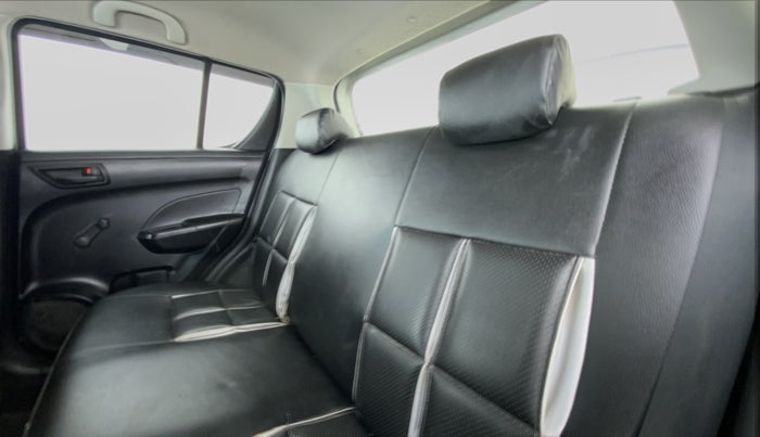 2015 Maruti Swift LXI D, Petrol, Manual, 41,648 km, Right Side Rear Door Cabin