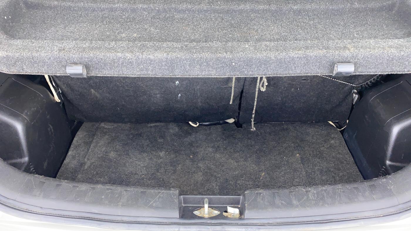 2015 Maruti Swift LXI D, Petrol, Manual, 41,648 km, Boot Inside