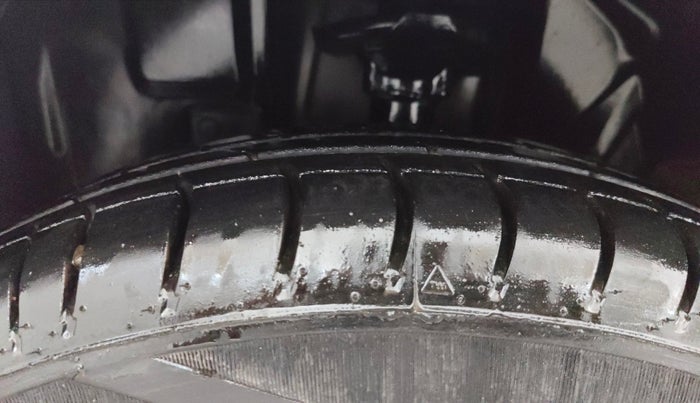 2018 Datsun Redi Go S 1.0 AMT, Petrol, Automatic, 67,800 km, Left Front Tyre Tread