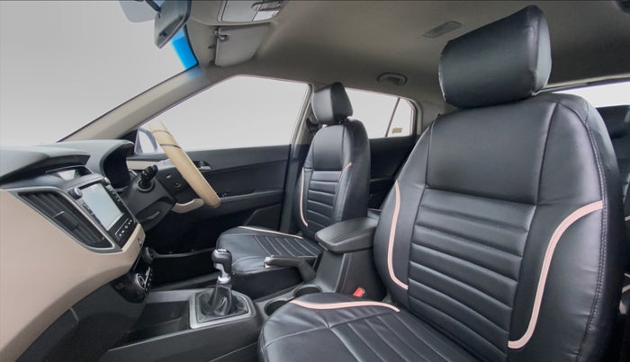 2015 Hyundai Creta 1.6 SX (O) CRDI, Diesel, Manual, 1,00,550 km, Right Side Front Door Cabin View