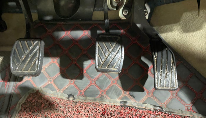 2015 Maruti Ciaz VXI+, Petrol, Manual, 20,670 km, Pedals