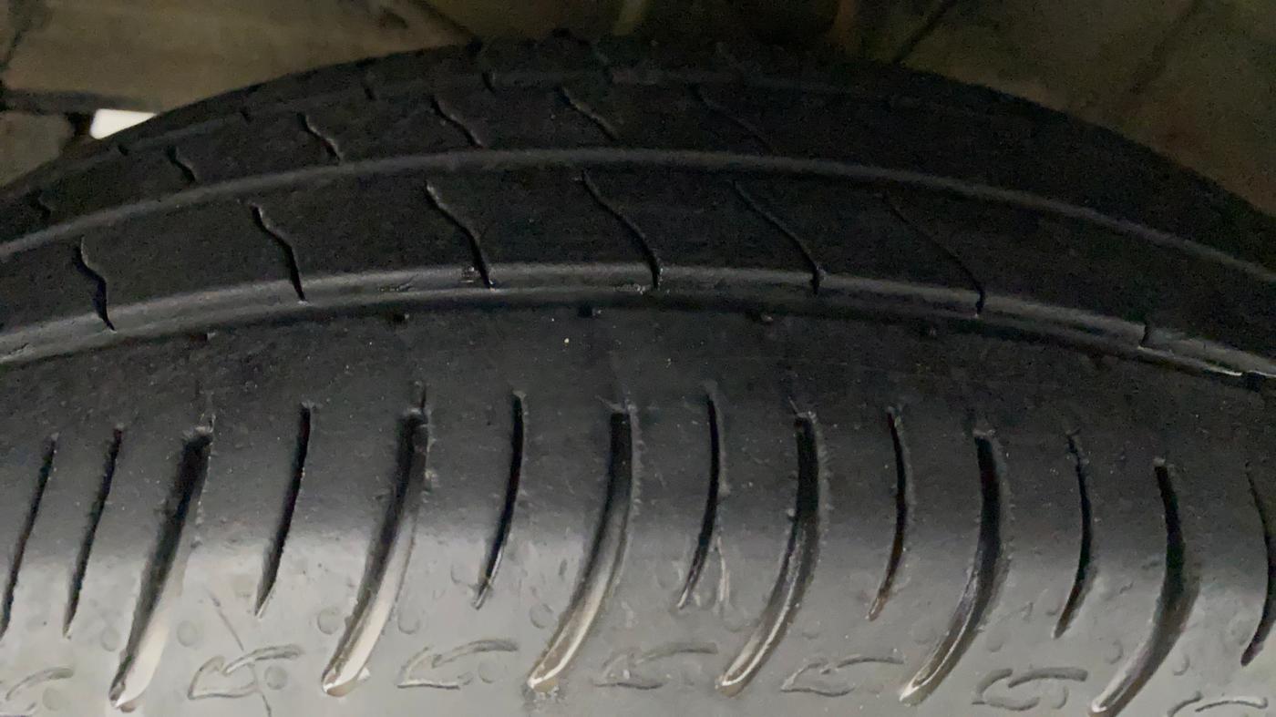 2020 Maruti Baleno SIGMA PETROL 1.2, Petrol, Manual, 25,533 km, Left Front Tyre Tread