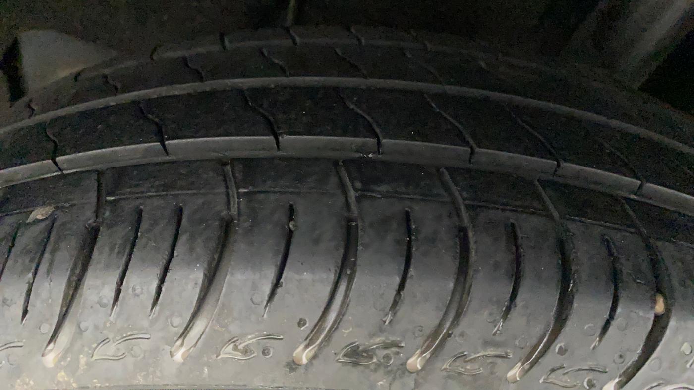 2020 Maruti Baleno SIGMA PETROL 1.2, Petrol, Manual, 25,533 km, Left Rear Tyre Tread