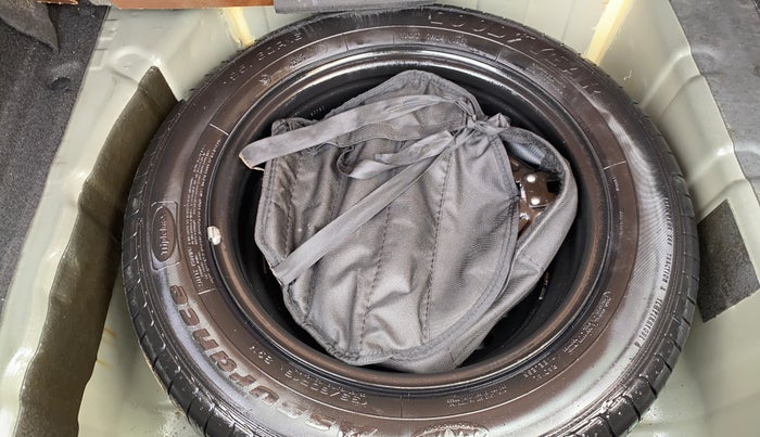 2022 Tata NEXON XMA SUNROOF PETROL, Petrol, Automatic, 14,217 km, Spare Tyre