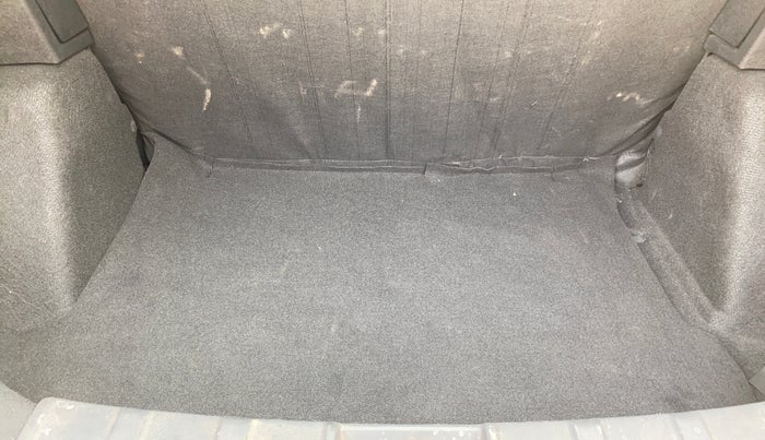 2022 Tata NEXON XMA SUNROOF PETROL, Petrol, Automatic, 14,217 km, Boot Inside