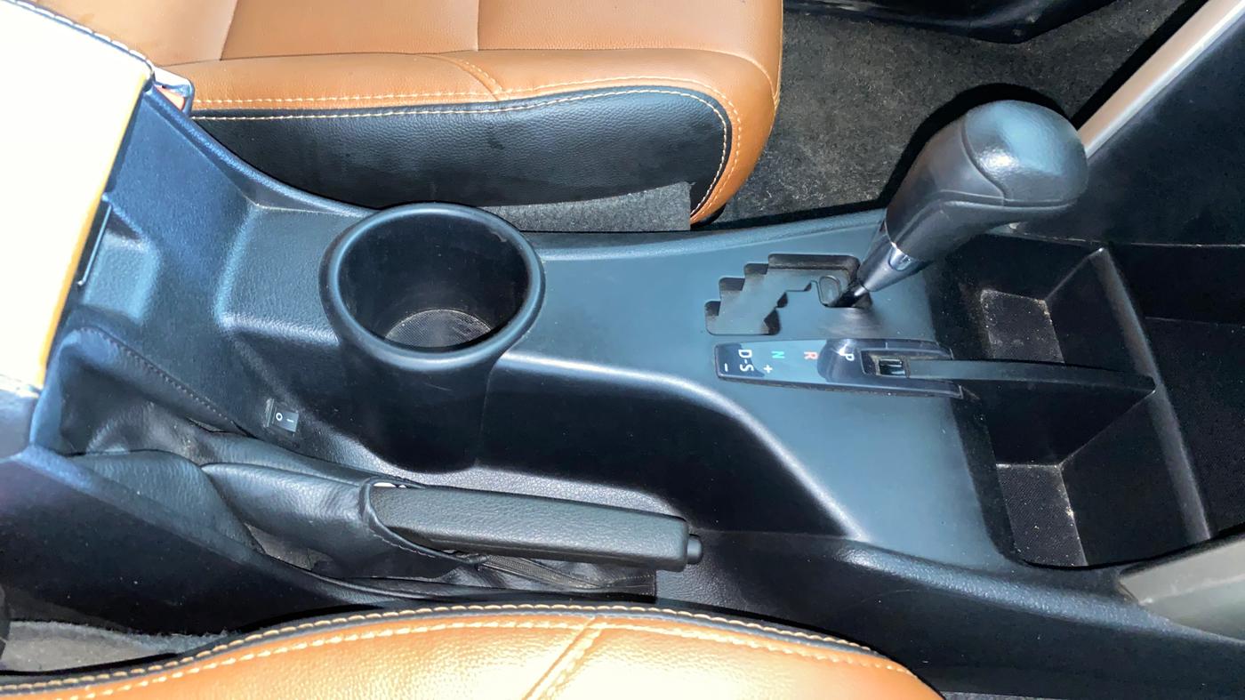 2022 Toyota Innova Crysta 2.7 GX AT 7 STR, Petrol, Automatic, 28,249 km, Gear Lever