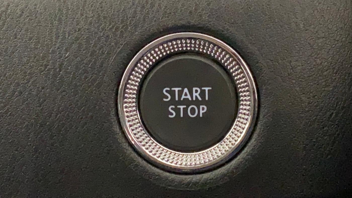 2025 Nissan MAGNITE N-Connecta B4D 1.0 Petrol MT, Petrol, Manual, 2,122 km, Keyless Start/ Stop Button