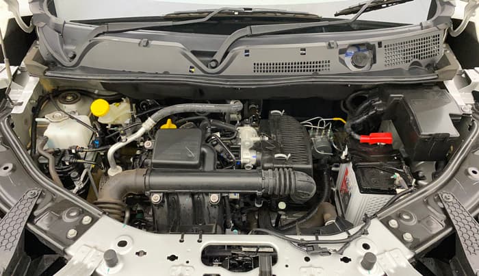 2025 Nissan MAGNITE N-Connecta B4D 1.0 Petrol MT, Petrol, Manual, 2,122 km, Engine View