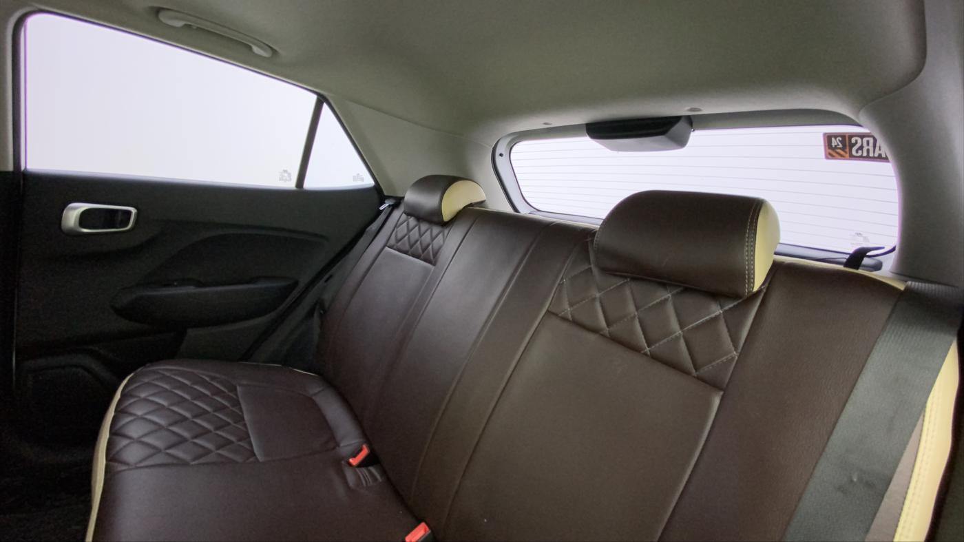 2019 Hyundai VENUE SX PLUS 1.0 TURBO DCT, Petrol, Automatic, 27,530 km, Right Side Rear Door Cabin