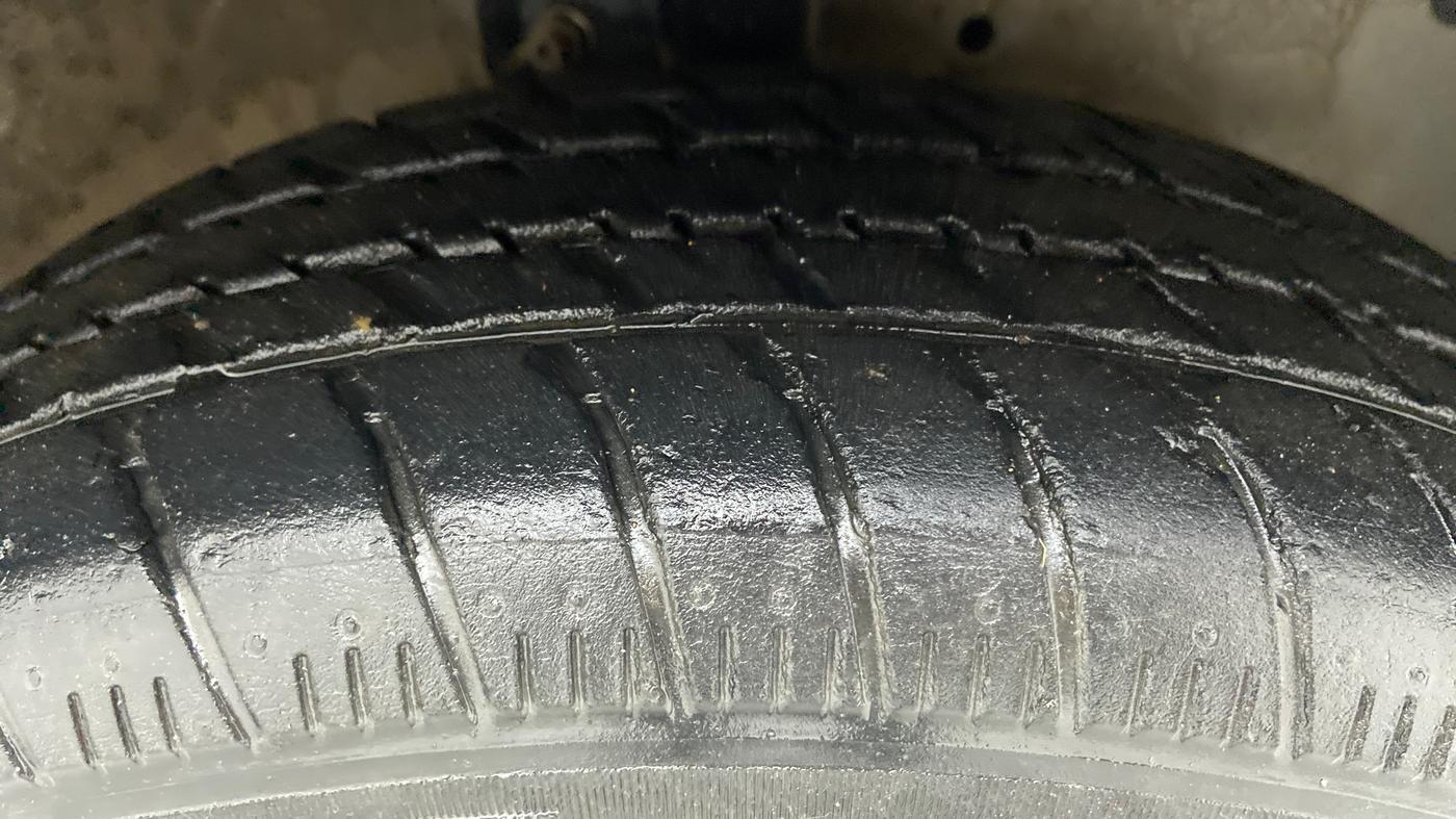 2021 Maruti Celerio VXI d, Petrol, Manual, 10,564 km, Right Front Tyre Tread
