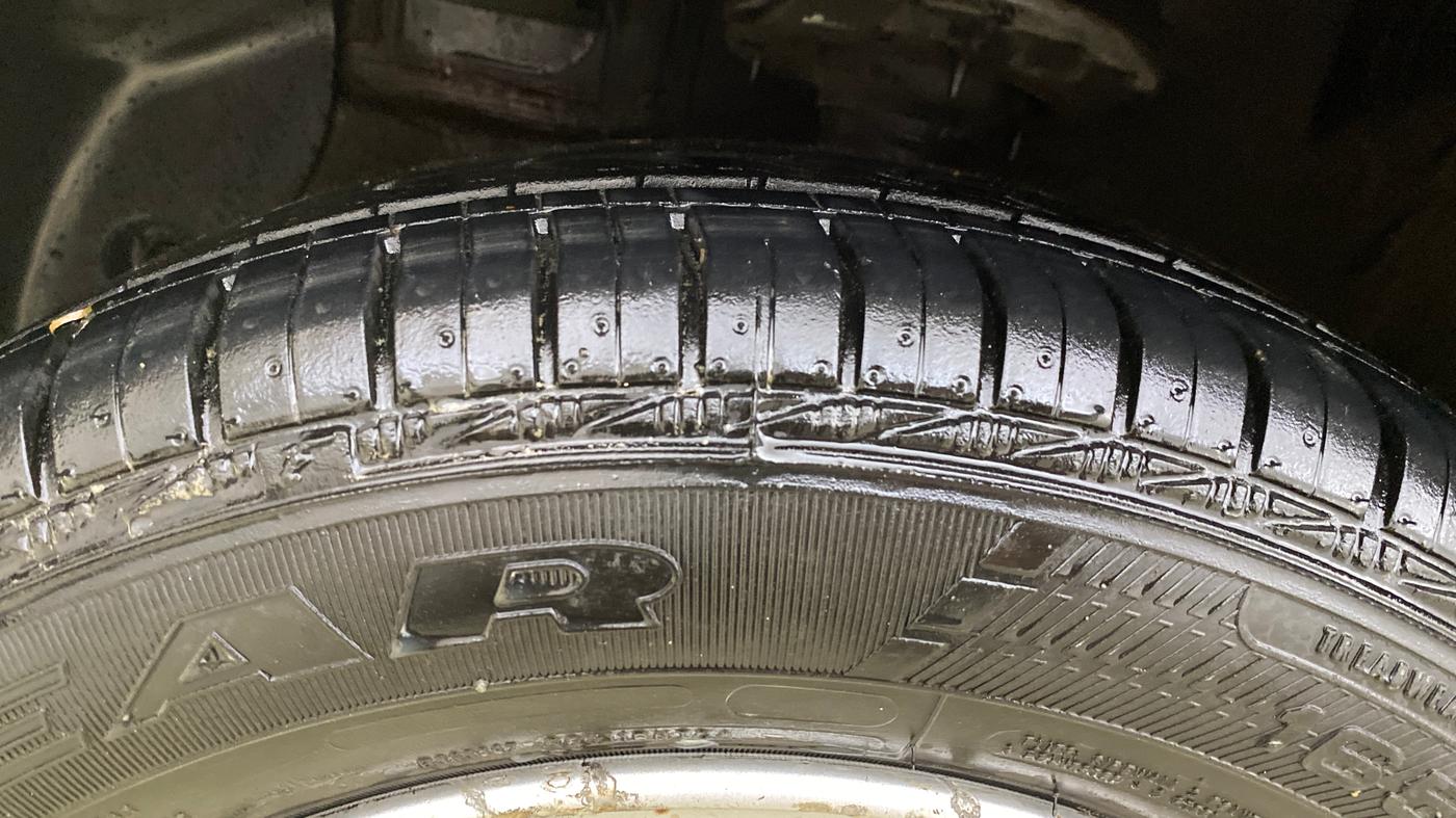 2014 Hyundai Grand i10 ASTA AT 1.2 KAPPA VTVT, Petrol, Automatic, 56,651 km, Left Front Tyre Tread