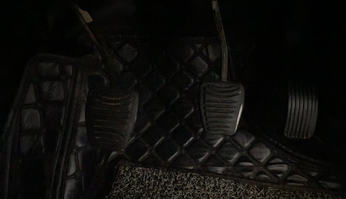 2019 Mahindra XUV500 W7, Diesel, Manual, 96,226 km, Pedals