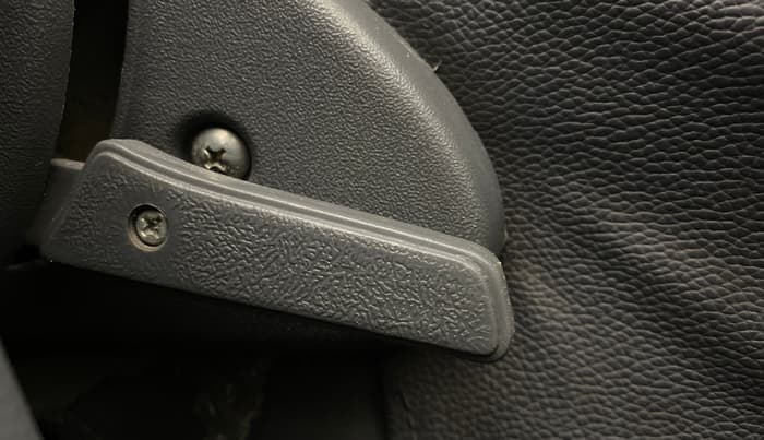 2015 Maruti Alto 800 LXI, Petrol, Manual, 57,679 km, Driver Side Adjustment Panel