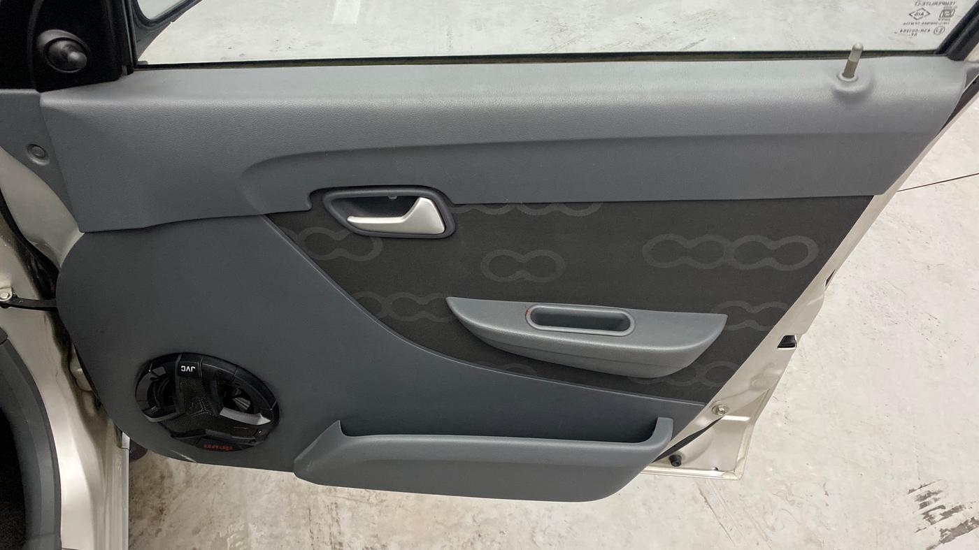 2015 Maruti Alto 800 LXI, Petrol, Manual, 57,679 km, Driver Side Door Panels Control