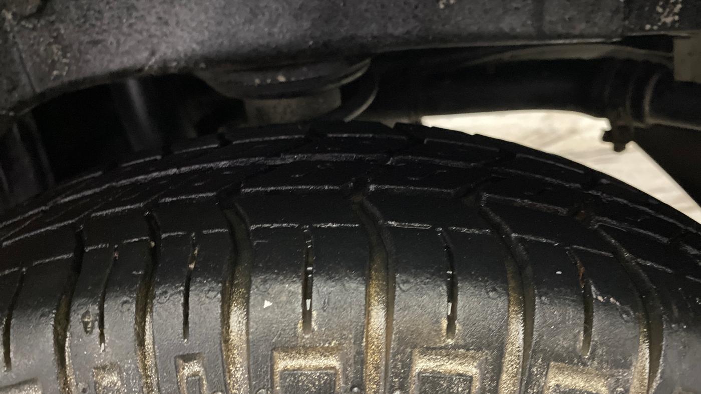 2015 Maruti Alto 800 LXI, Petrol, Manual, 57,679 km, Left Rear Tyre Tread