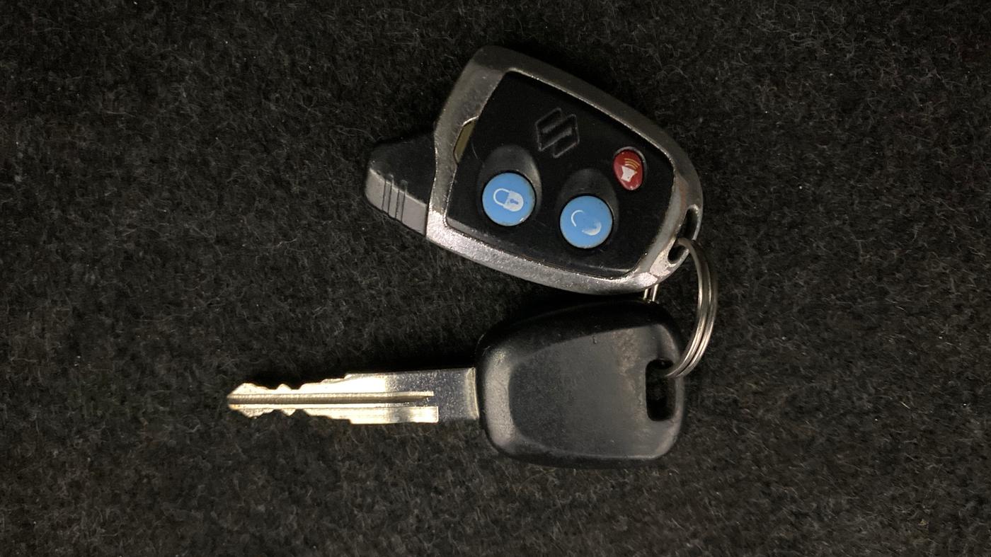 2015 Maruti Alto 800 LXI, Petrol, Manual, 57,679 km, Key Close Up