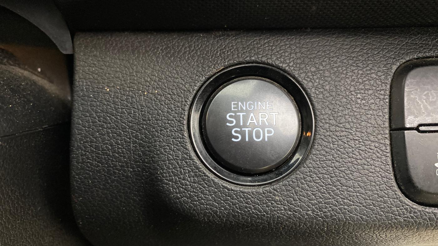 2020 Hyundai VENUE SX 1.0 (O) TURBO IMT, Petrol, Manual, 63,638 km, Keyless Start/ Stop Button