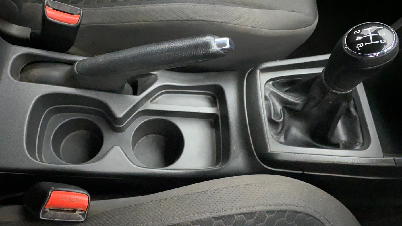 2016 Maruti Vitara Brezza ZDI PLUS, Diesel, Manual, 1,38,311 km, Gear Lever
