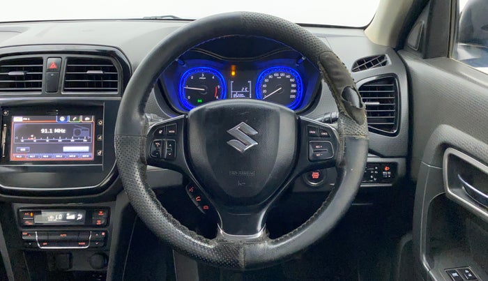 2016 Maruti Vitara Brezza ZDI PLUS, Diesel, Manual, 1,38,311 km, Steering Wheel Close Up
