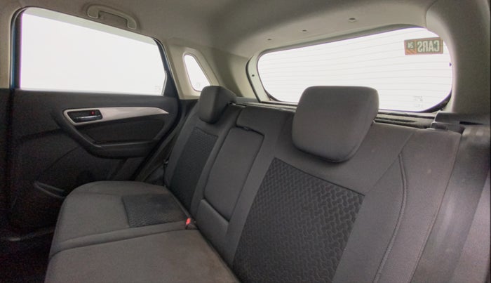 2016 Maruti Vitara Brezza ZDI PLUS, Diesel, Manual, 1,38,311 km, Right Side Rear Door Cabin