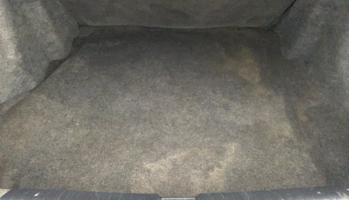 2017 Honda Amaze 1.2L I-VTEC VX AT, Petrol, Automatic, 58,700 km, Boot Inside