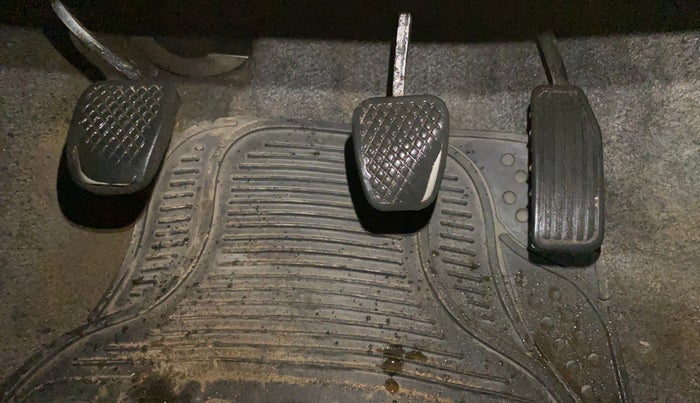 2016 Honda Amaze 1.2L I-VTEC S, Petrol, Manual, 91,111 km, Pedals