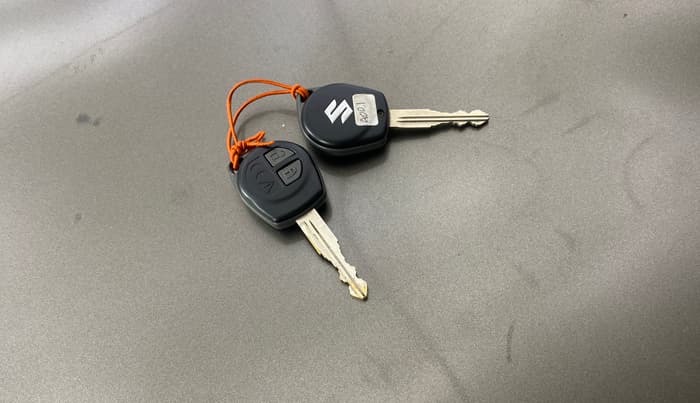 2022 Maruti Swift VXI AMT, Petrol, Automatic, 33,697 km, Key Close Up