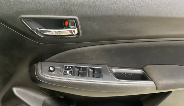 2022 Maruti Swift VXI AMT, Petrol, Automatic, 33,697 km, Driver Side Door Panels Control