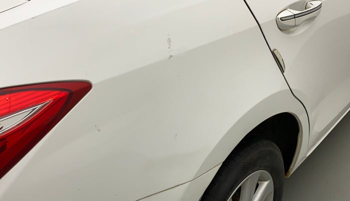 2014 Toyota Corolla Altis G PETROL, Petrol, Manual, 83,820 km, Right quarter panel - Minor scratches