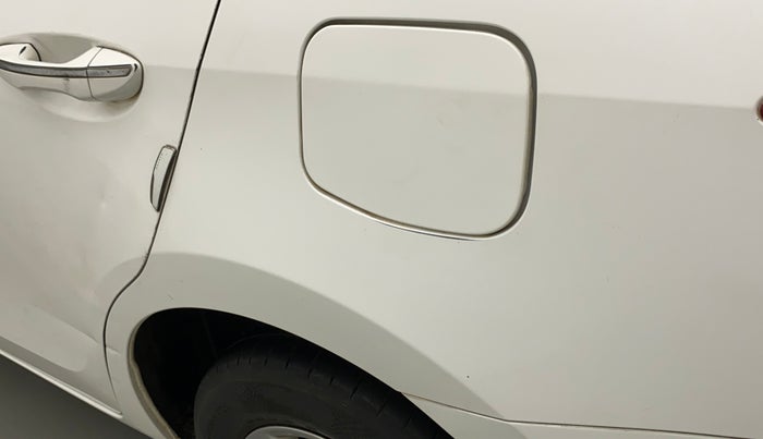 2014 Toyota Corolla Altis G PETROL, Petrol, Manual, 83,820 km, Left quarter panel - Slightly dented