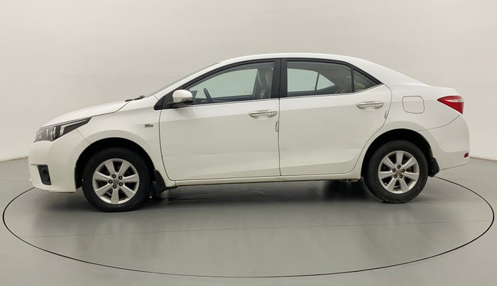 2014 Toyota Corolla Altis G PETROL, Petrol, Manual, 83,820 km, Left Side