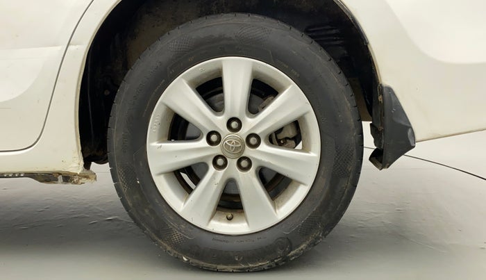 2014 Toyota Corolla Altis G PETROL, Petrol, Manual, 83,820 km, Left Rear Wheel