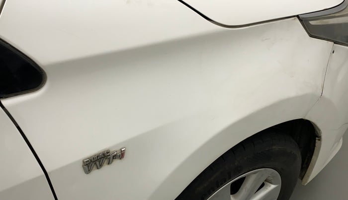 2014 Toyota Corolla Altis G PETROL, Petrol, Manual, 83,820 km, Right fender - Slightly dented