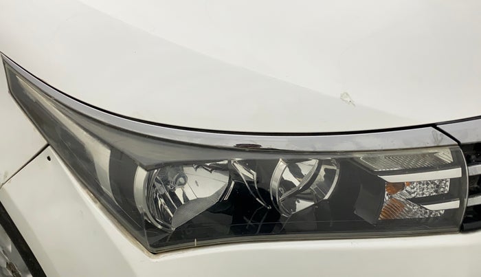 2014 Toyota Corolla Altis G PETROL, Petrol, Manual, 83,820 km, Right headlight - Minor scratches