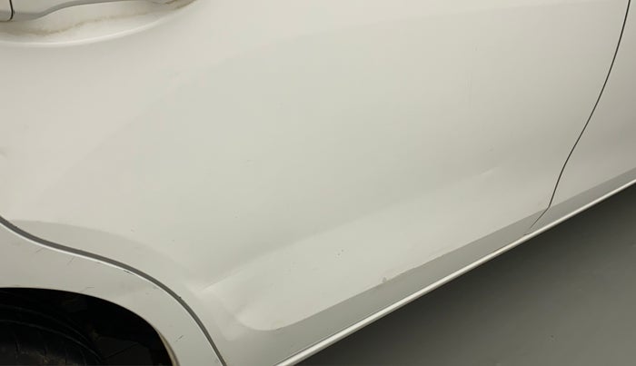 2014 Toyota Corolla Altis G PETROL, Petrol, Manual, 83,820 km, Right rear door - Minor scratches