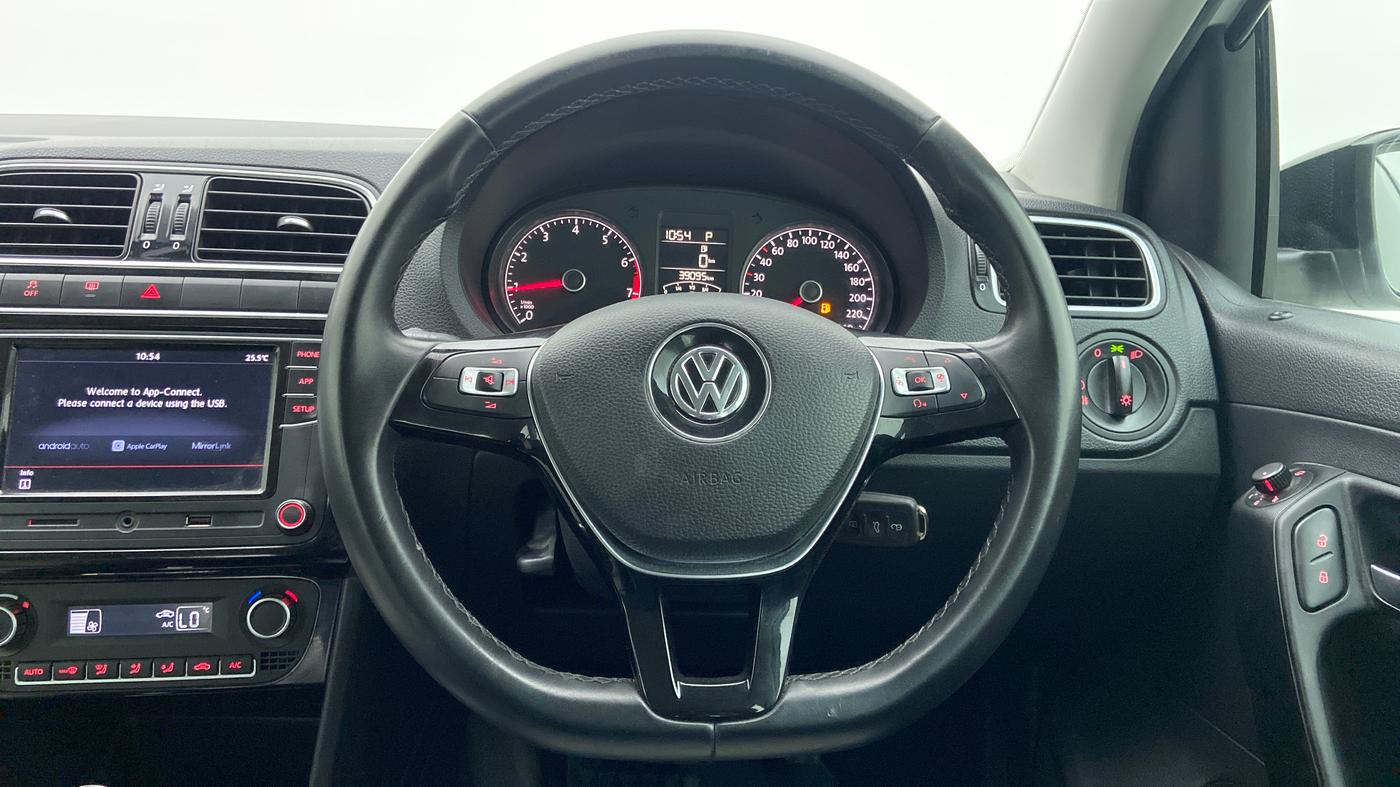 2021 Volkswagen Polo 1.0 GT TSI AT, Petrol, Automatic, 39,094 km, Steering Wheel Close Up