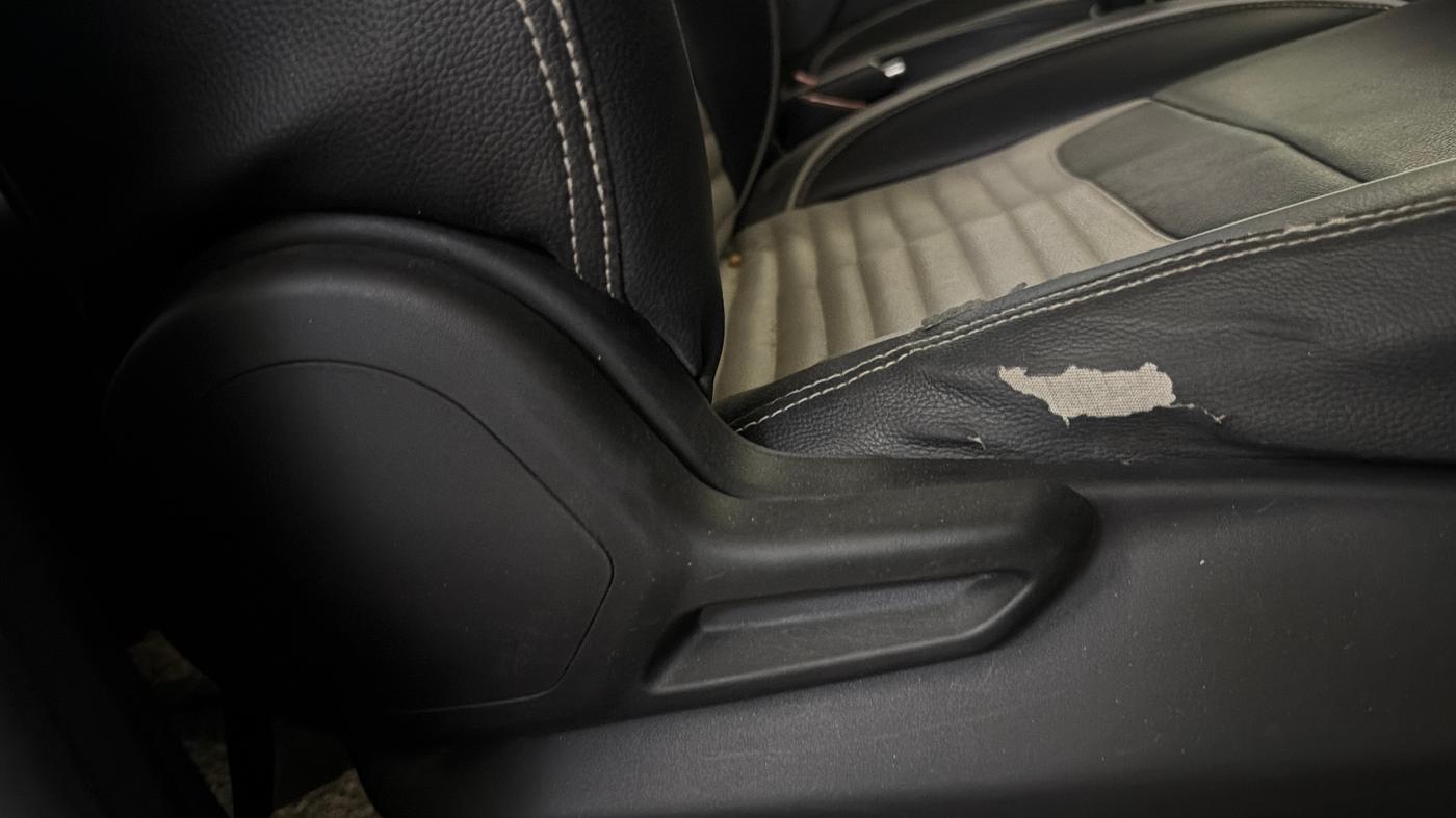 2021 Tata Tiago XZ PETROL, Petrol, Manual, 27,355 km, Driver Side Adjustment Panel