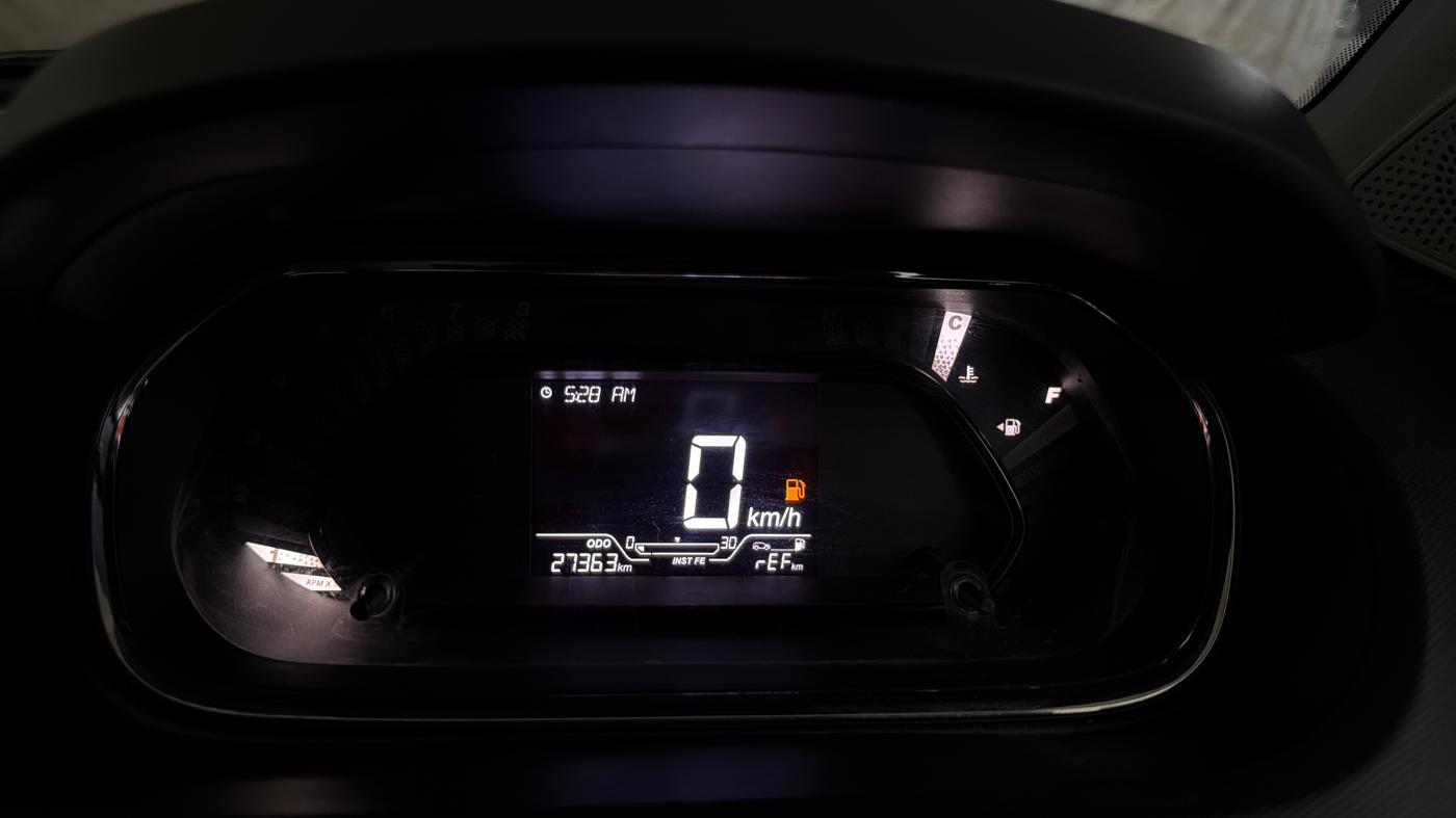 2021 Tata Tiago XZ PETROL, Petrol, Manual, 27,355 km, Odometer Image
