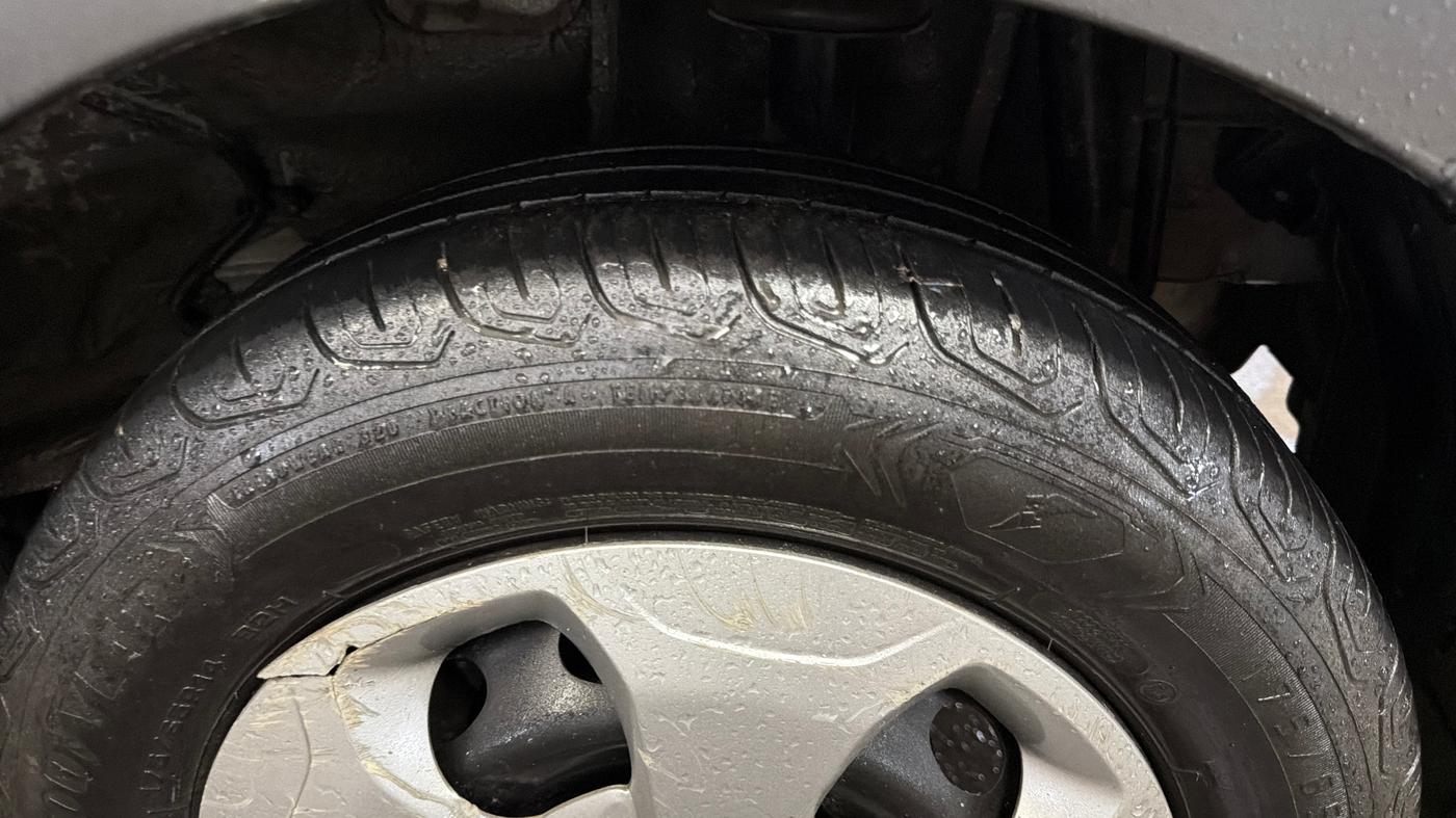 2021 Tata Tiago XZ PETROL, Petrol, Manual, 27,355 km, Left Rear Tyre Tread