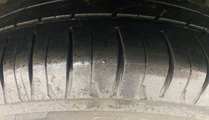 2017 Tata Tiago XZA PETROL, Petrol, Automatic, 87,765 km, Left Rear Tyre Tread