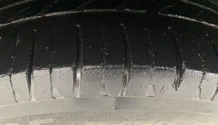 2018 Maruti Baleno ZETA CVT PETROL 1.2, Petrol, Automatic, 35,655 km, Right Rear Tyre Tread