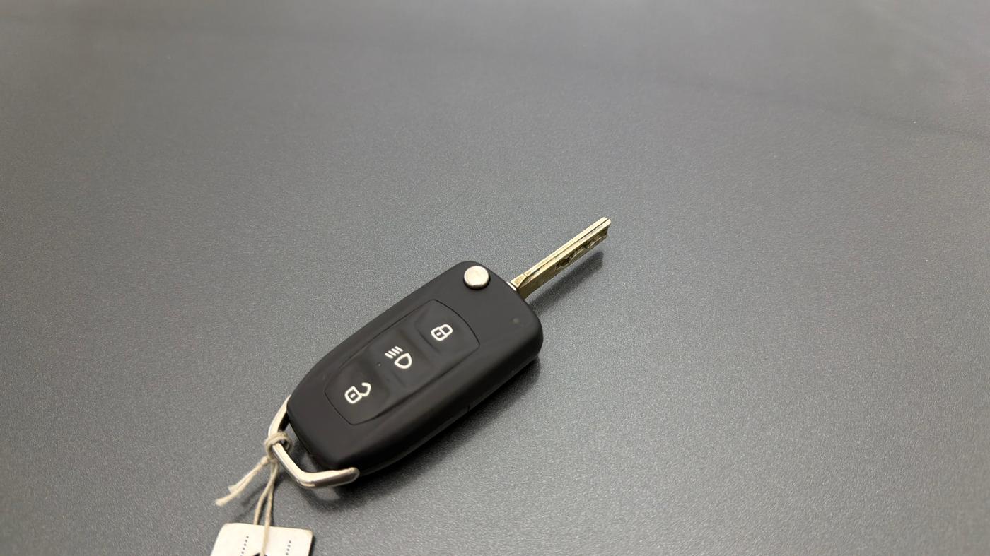 2021 Tata NEXON XMA PETROL, Petrol, Automatic, 42,849 km, Key Close Up