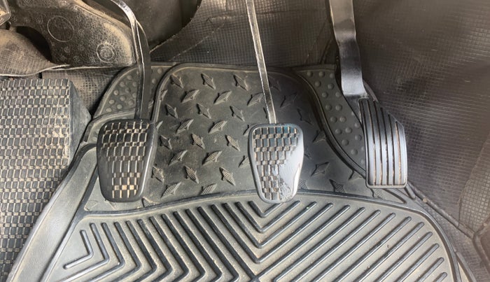 2022 Tata ALTROZ XZ PETROL, Petrol, Manual, 1,10,096 km, Pedals