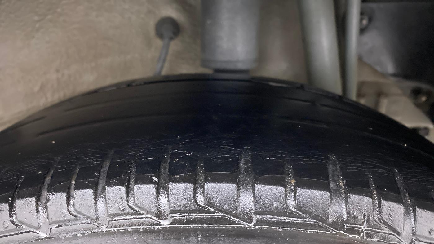 2015 Tata Zest XT PETROL, Petrol, Manual, 1,16,821 km, Left Rear Tyre Tread