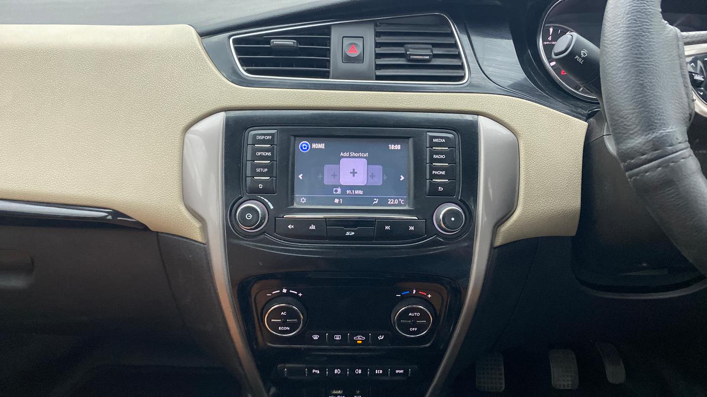 2015 Tata Zest XT PETROL, Petrol, Manual, 1,16,821 km, Air Conditioner