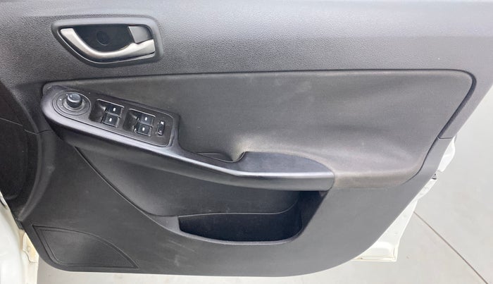 2015 Tata Zest XT PETROL, Petrol, Manual, 1,16,821 km, Driver Side Door Panels Control